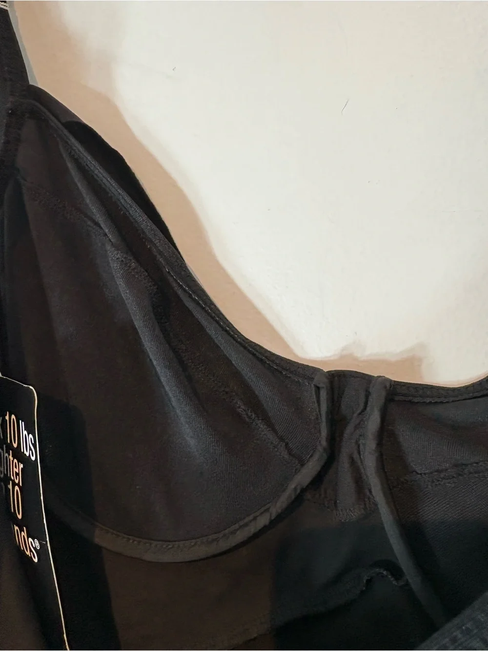 Miraclesuit Sanibel Black Underwire One-Piece Swimsuit NWT Size 14 - Picture 7 of 13